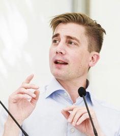 Emma Frans är doktor i medicinsk epidemiologi och forskar på Karolinska Institutet där hon också undervisar i vetenskaplig metodik.