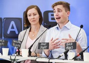Svårt att veta, sa flera i panelen samtidigt som det framkom att det numera borde finnas mer kunskap hos allmänheten kring källkritik.