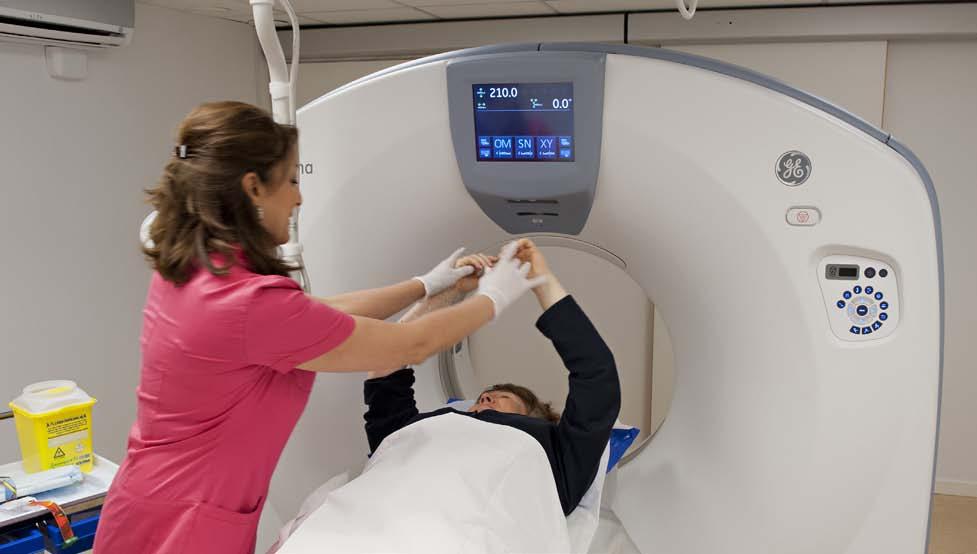 Datortomografi (DT, CT) Med datortomografi, som även kallas skiktröntgen, DT eller CT, kan de flesta organ undersökas.