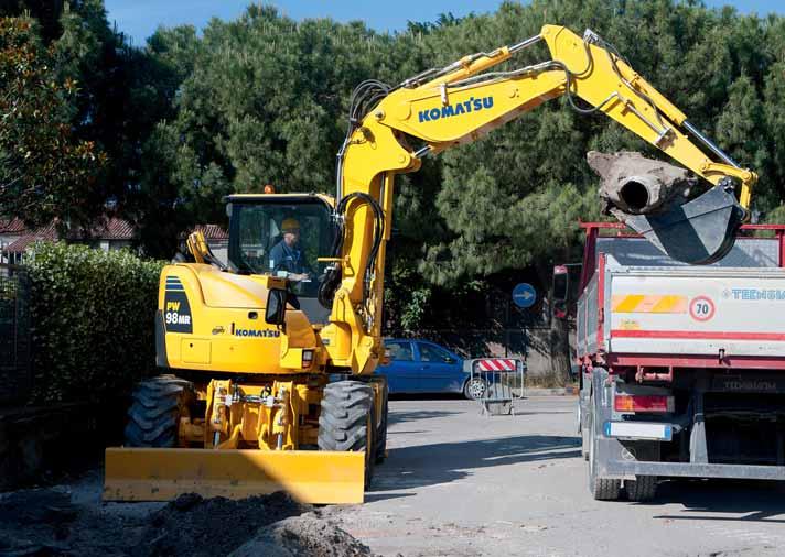 Höga prestanda Hög lyftkapacitet Tillsammans med klassens mest kompakta storlek har PW98MR-8 oöverträffad lyftprestation.