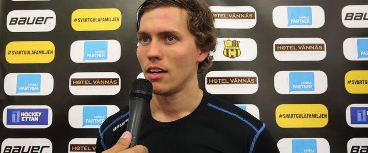 FÖRETAGSHOCKEY Bjud dina kunder eller anställda på en upplevelse utöver det vanliga - företagshockey med Vännäs HC. Ni tar med egna skridskor så ordnar vi med utrustning och alla detaljer.