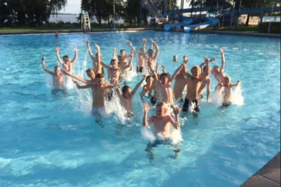 Bakgrund - året som gick Socialt (VM kval Vitryssland) Aktiviteter under cuper Kokpunkten Bollkallar Triathlon / Lögarängsbadet & Grillkväll P05 Club Cup VM-kval Luxemburg 7 okt Kokpunkten Replay 16