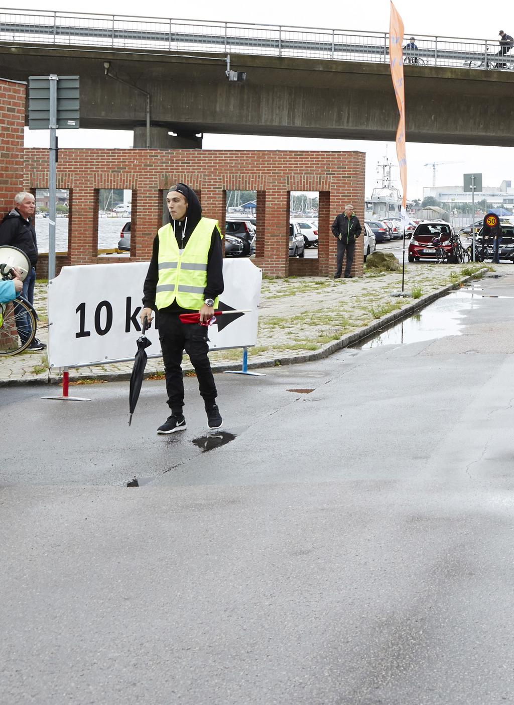 Funktionären en problemlösare Hur bemöter vi besökare och deltagare på bästa sätt? Fundera över vilka problem som kan uppstå för publik och löpare?