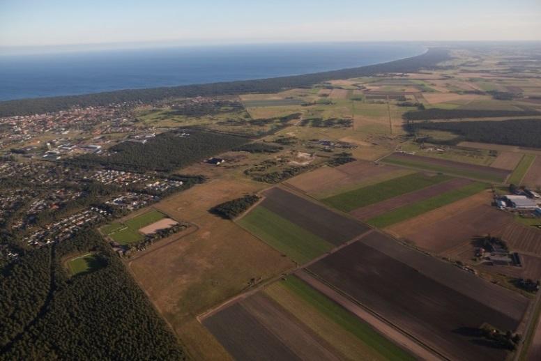 marker med chansen att se många ovanliga växter och djur.