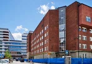 Alldeles bredvid den nya stora sjukhusbyggnaden håller IN3PRENÖR på att hyresgästanpassa den gamla thorax-kliniken åt Locum ett historiskt hus där Sveriges första hjärttransplantation genomfördes.