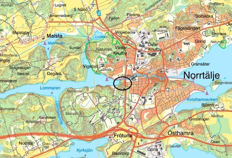 1 Inledning och bakgrund Norrtälje kommun har gett ÅF Infrastructure (nedan benämnd ÅF) i uppdrag att göra en miljöteknisk markutredning i Lommarstraden av befintliga fastigheter Vaggan 1, Vaggan 2
