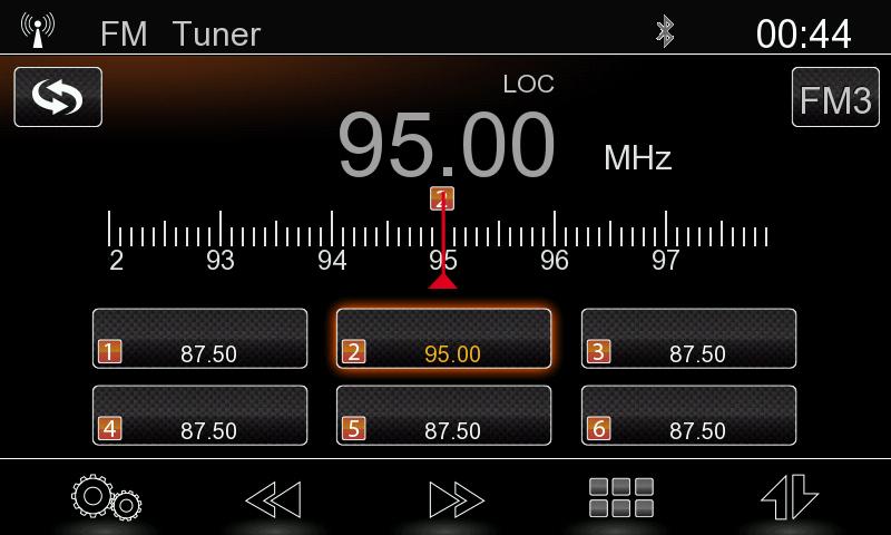 FM TUNER-LÄGE 0 3 3 5 6 7 8 9 Styrknappar FM TUNER. Växla DAB/FM Tryck för att växla direkt mellan FM/DAB. BAND Tryck för att växla frekvensband (FM > FM > FM3) Band= Visar aktivt frekvensband 3.