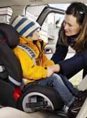 Barn under 140 cm får under inga omständigheter placeras i framsätet om där finns en aktiverad passagerarkrockkudde.