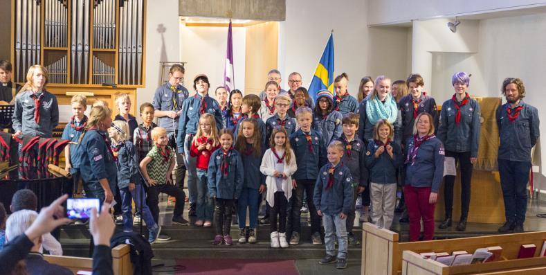 30 och lunchmusiken 12.30 på torsdagarna i Centrumkyrkan har fortsatt under året. Fram till sommaren höll Hilda Fransson i soppsleven och under hösten har Susanne Löf skött matlagningen med den äran.