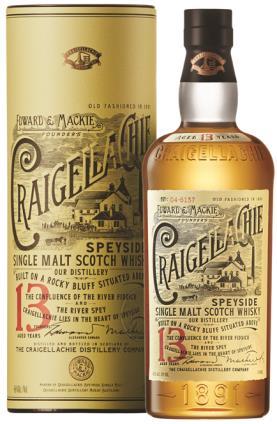 Upp till 40 sorters malt och grainwhisky får sedan gifta sig på ekfat i ytterligare sex månader för att skapa en sprakande symfoni av smaker.