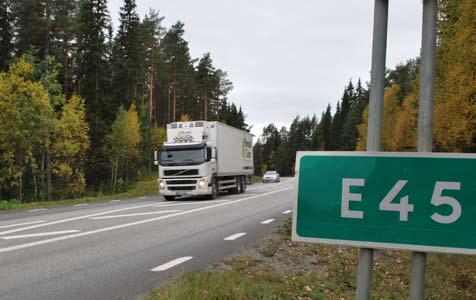 INFRASTRUKTUR Infrastruktur Kommunikationer Flyg, järnvägar och vägar Genom Strömsunds kommun går såväl Europaväg 45 som Inlandsbanan.
