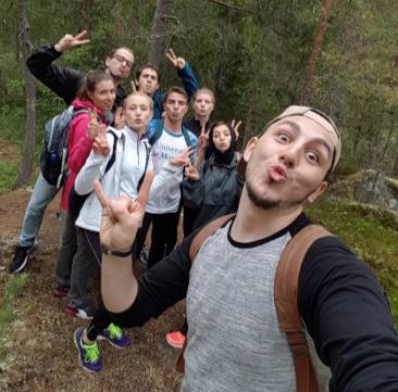 Socialni program Najboljši! Že pred prihodom smo prejeli koledarček z vsemi aktivnostmi, ki so se kasneje tudi uresničile.