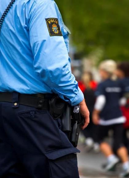 Sverige ska vara säkert Polismyndigheten får ytterligare förstärkning 2018 Bekämpa terrorism och organiserad brottslighet genom