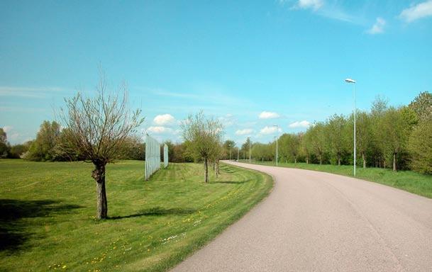 TRAFIKMÖNSTER Biltrafik och vägnät Bårslöv nås främst via väg 109, färdigställd år 2000, som har direkt koppling till Helsingborgs södra trafikplats utmed väg E6.