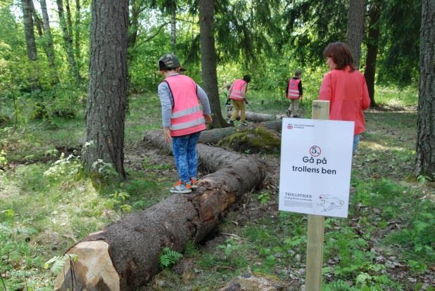 Natur: friväxande grön- och skogsområden som inte är