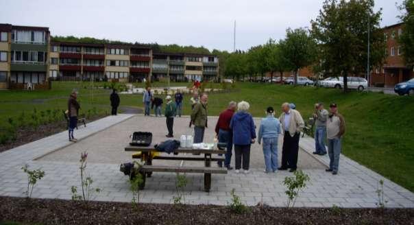 Slovensk bouleträff i Olofström Lördagen den 21 maj kommer vi att arrangera traditionellt SLOVENSKT BOULESPEL för våra medlemmar och besökare, med början kl. 14.00, på Tegnérvägen 2A i Olofström.