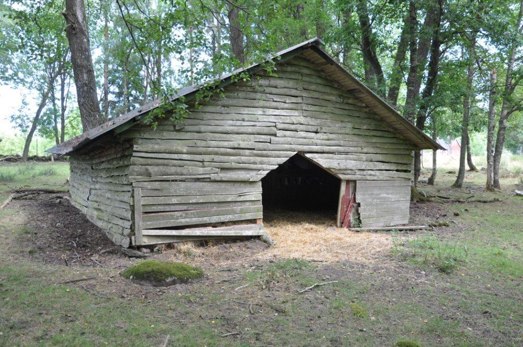 Taxeringsvärden Typkod 120, bebyggd lantbruksenhet, taxeringsvärde för 2017: Skogsimpedimentvärde: 3 000 kr Åkermarksvärde: 302 000 kr Betesmarksvärde: 136 000 kr Tomtmarksvärde: 136 000 kr