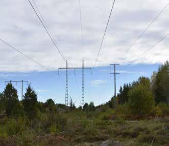 46 SAMRÅDSUNDERLAG ÖVERBY-BECKOMBERGA bebyggelse, se Figur 32 och bilaga 7. Vid Vibys sydvästra hörn viker utredningskorridoren av mot öster och passerar över sjön Ravalen fram till E4:an.