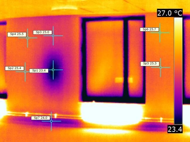 Figur 10.1-10.3. Alla tre termogrammen är samma termogram men med olika temperaturskalor.