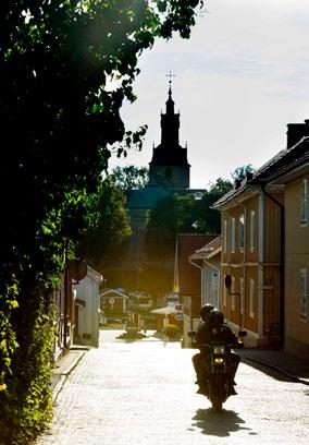 och hur vi såg på användandet av naturgrus, samt frågan om radon. Men nu var deras yttranden konkreta och vi justerade planen där vi behövde. I februari 2016 föll äntligen klubban i kommunfullmäktige.