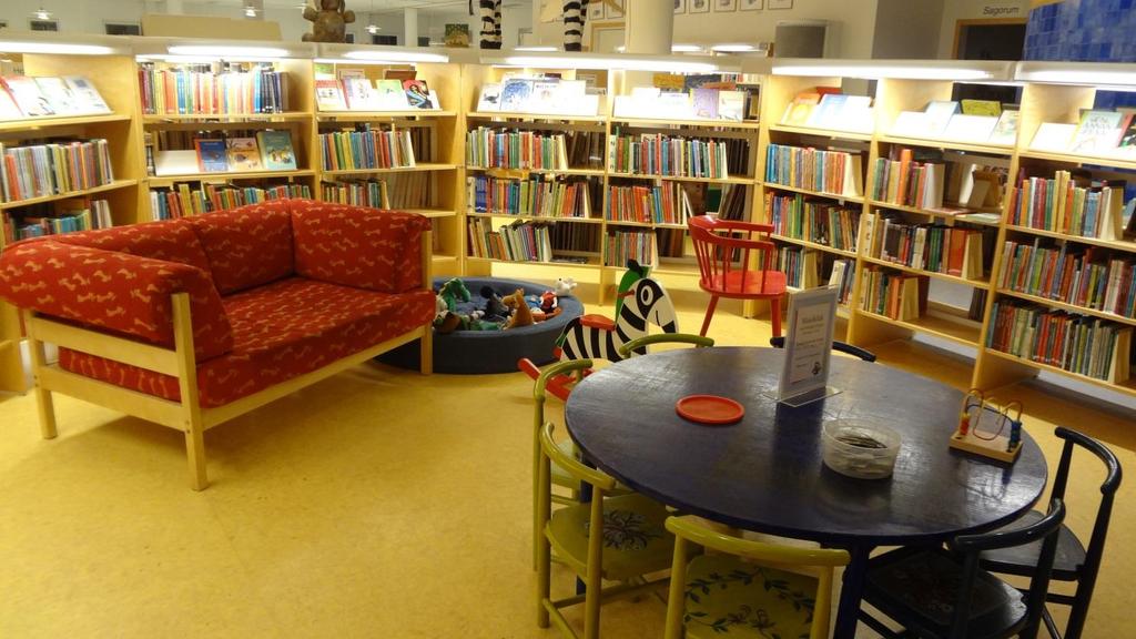 Säffle bibliotek. Foto: Elisabet Rundqvist. Öppettider Generösa öppettider är en viktig del av bibliotekens servicenivå.