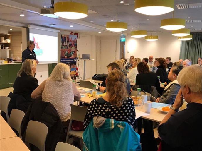 2016 Arbetsgrupens arbete börjar. Uppdrag: - rita utbildningskartan = utbud av utbildningar - besluta huvudsakligt innehåll i resp. utbildning 2016.04 Förbundsmötesbeslut 2016.