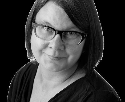 TILL DIG SOM ÄR LÄRARE Vi hälsar dig och din klass varmt välkomna till Regionteater Västs föreställning Kommunen.