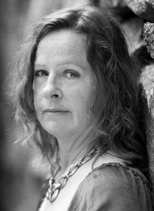 Pascale Vallin Johansson Magi, Magi, spänning och kreativitet! Under mitt besök vill jag inspirera barnen att läsa och att skriva egna berättelser.