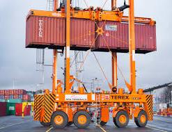 Grensletruckar (Straddle carrier) Grensletruckar finns som manuella eller automatiska och används för att transportera lastenheter till/från stack och för lastning/lossning på lastbil samt
