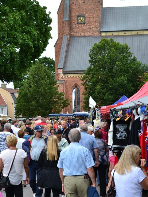 Pris: 70 kronor per person Var: Start på Stora Torget i Skänninge Tid: 13/5 klockan 15.00-16.30 22/5 klockan 19.00-20.