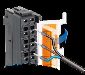 elektronikmodulerna medan bussockeln och trådanslutningarna är anslutna. Under hot-swapping fortsätter alla andra I/O-enheter att fungera.