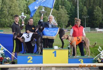 37 375 Lopp 06 492 m SM Whippet mö 1 Mambo Jambo (W) (3) (m1) 32.39 3900 2 Met Ariodante (W) (1) (m1) 32.53 1950 3 MB Jack Sparrow (W) (4) (m1) 32.64 975 4 MB Bootstrap (W) (6) (m1) 32.