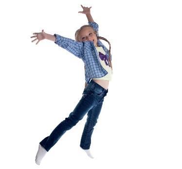 Musik och dans sprider sig över gränserna och alla kan vara med, ett disco i alla regnbågens färger där alla barn är välkomna.