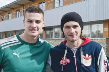 www.sport.sk FUTBAL 7 V drese Dukly Banská Bystrica sa objavil MARIÁN HAD, ktorému zhnusili futbal v Maďarsku Dobrá správa už mu chýba! V zahraničí pôsobil Marián Had v známych kluboch ako 1.