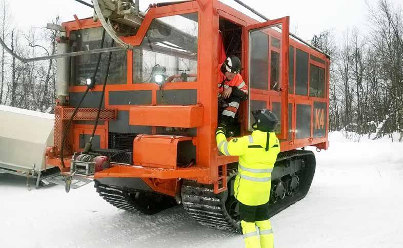 Ändamålsenlig personlig skyddsutrustning är en självklarhet vid allt fältarbete.