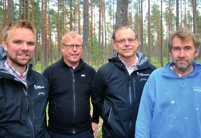 Närproducerade råvaror i kommunens kök Undrar om våra åtta höns där hemma bidrar till att den svenska livsmedelsproduktionen ökar? Vi har ju också satsat på småskaligt och närproducerat.