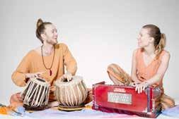 konstigt? Hur får man tyst på operasångerskan? Och hur tröstar man en gitarr som sprungit rakt in i en högtalare?