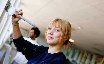 Utbildning ökar ungdomars jobbchanser Arbetslösheten bland ungdomar under 25 år kommer att vara hög under 2013 både i Sverige och i Västra Götalands län.