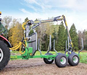 9 FARMA skogsvagnen CT 5,1 8 är standardutrustad med hydrauliska lavettstödben, 3 bankar och hjulutrustning 400/60 15,5.