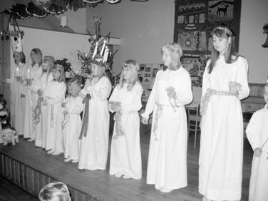 8 Luciafest Hembygdsföreningen och bygdegårdsföreningen ordnade även i år luciafirande tillsammans i Söderögården.