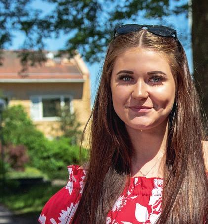 Samhällsvetenskapsprogrammet Är du intresserad av hur vårt samhälle är uppbyggt och fungerar? Vill du ha en bred utbildning som förbereder dig inför vidare studier?