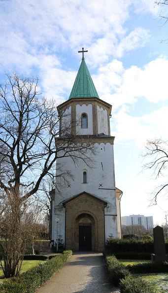 Västra Skrävlinge kyrka från utsidan Foto: Malmö stad/eva Hörnblad 2018 Foto: Malmö stad/eva Hörnblad 2017 På kyrktornets tak syns ett kors. Korset är en symbol för den kristna tron.