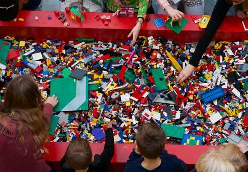 LEGOEVENT Kom och bygg med 100 kg blandade bitar i ett stort legohav!