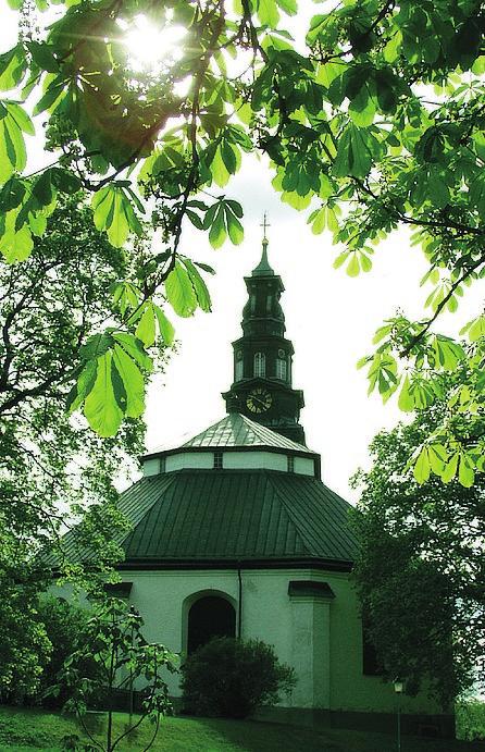 00 Sommarmusik på Gammelgården med Diza och Aviva på cello, piano och sång. 19 juli kl. 19.00 Dramatiserad stadsvandring - Högt flygande planer.