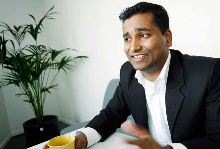 Mithun bidrar med sin IT-kunskap När jag landade i Sverige i februari var det mycket kallt och jag frös i min sommarjacka.