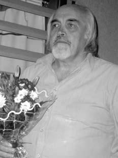 novembra u Kulturhuset Blå Stället u Angeredu Av: Hamdija Mulić Meho Baraković (Foto: Hamdija Mulić) Piše: Hamdija Mulić Den bosniska författaren, journalisten, publicisten, kulturarbetaren och