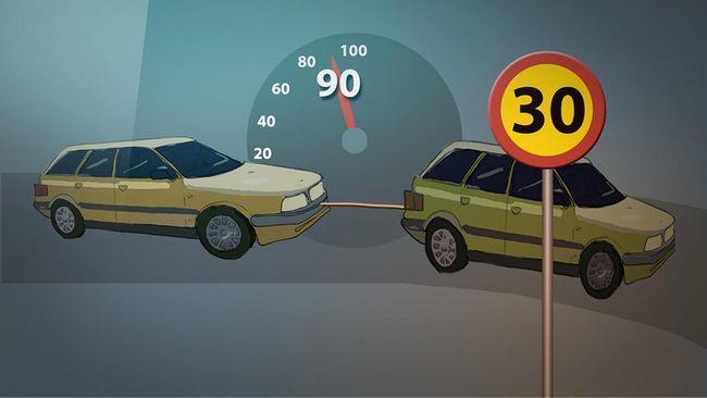 8 Om man har problem med bilen, kan man flytta på den på två sätt. alt.