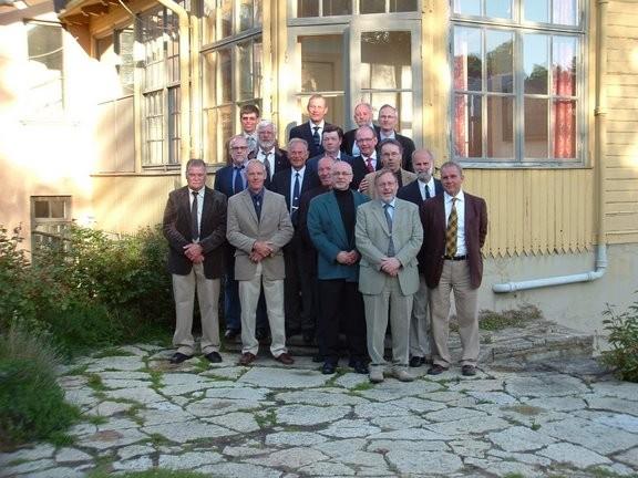10 Radio, just då Birgitta Mobergs program från seglingen Nynäshamn till Helsingfors sändes. När vi äntligen rundade Skagen, var det övernormalt god sikt och vi såg nästan hela västkusten!