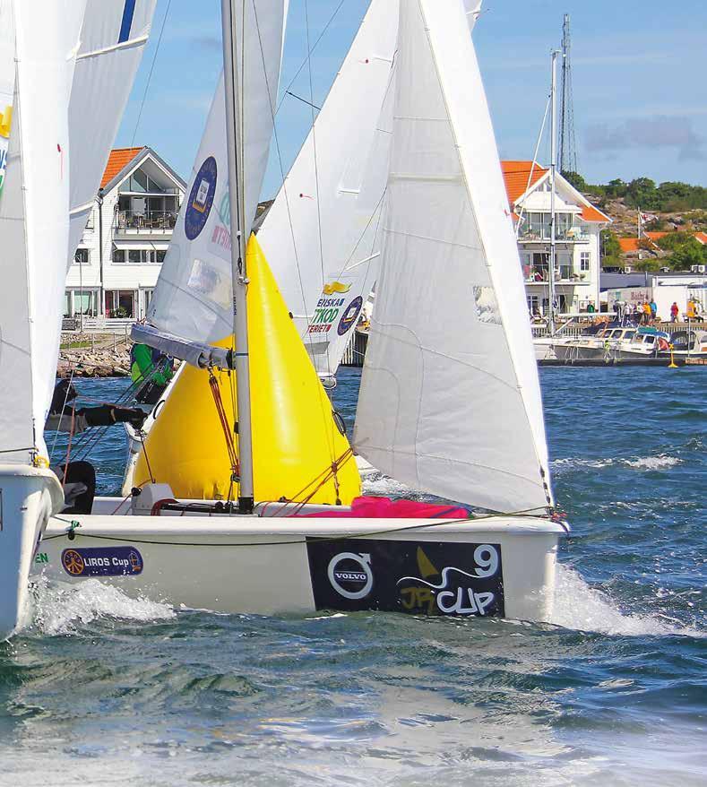 Jr Cup i Marstrand sommaren 2017. JR CUP GENOMFÖRDES för första gången 2005 i samband med att America s Cup-båtarna seglade i Malmö.