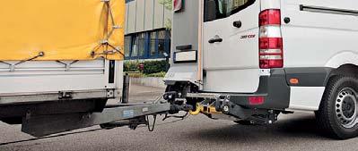 Bär VanLiftar och BusLiftar är tillgängliga för: Parkeringssensorer i det bakre området Standard-släpvagnskoppling* på fordonet Avgaser som leds bakåt över bakaxeln Reservhjul under fordonets bakdel
